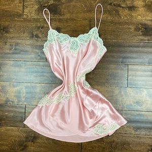 Vintage Gold Label Pink Victoria’s Secret Pink Slip Dress Sz M